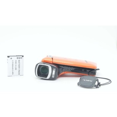 SANYO Xacti DMX-CG11 Digital Video Camera HD Compact Camcorder