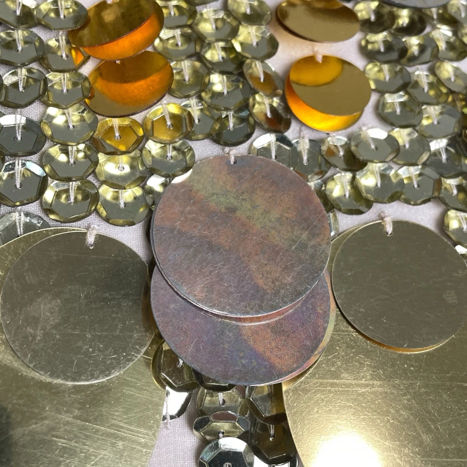 Vestido MIDAXI COLUMNA MANGA LARGA LENTEJUELAS MÚLTIPLES APILADO EDICIÓN ASOS NUEVO CON ETIQUETAS dorado 6 Foto 3 de 4