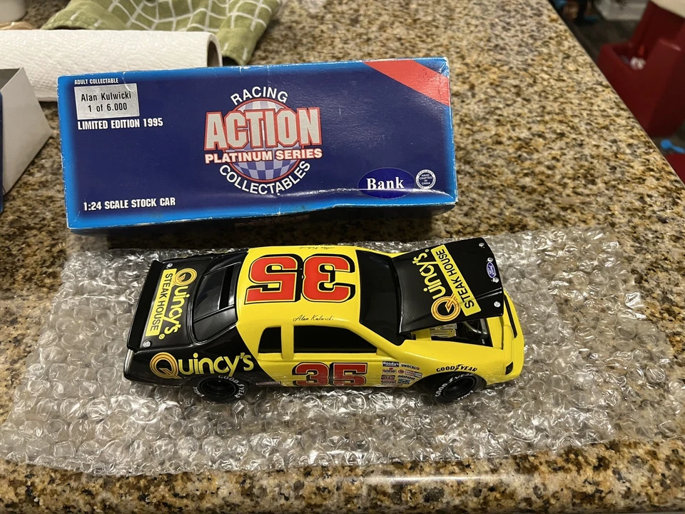 1/24 RCCA 1983 #35 Alan Kulwicki Quincy’s Steakhouse Ford Thunderbird BWB - Image 3 of 3