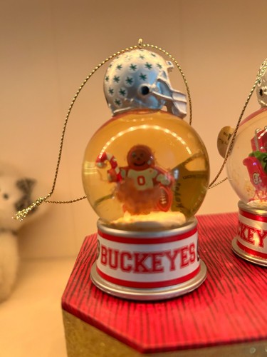 Lot 6 Ohio State Buckeyes Danbury Mint Snow Globes Christmas Ornaments Pre-Owned - Picture 3 of 8