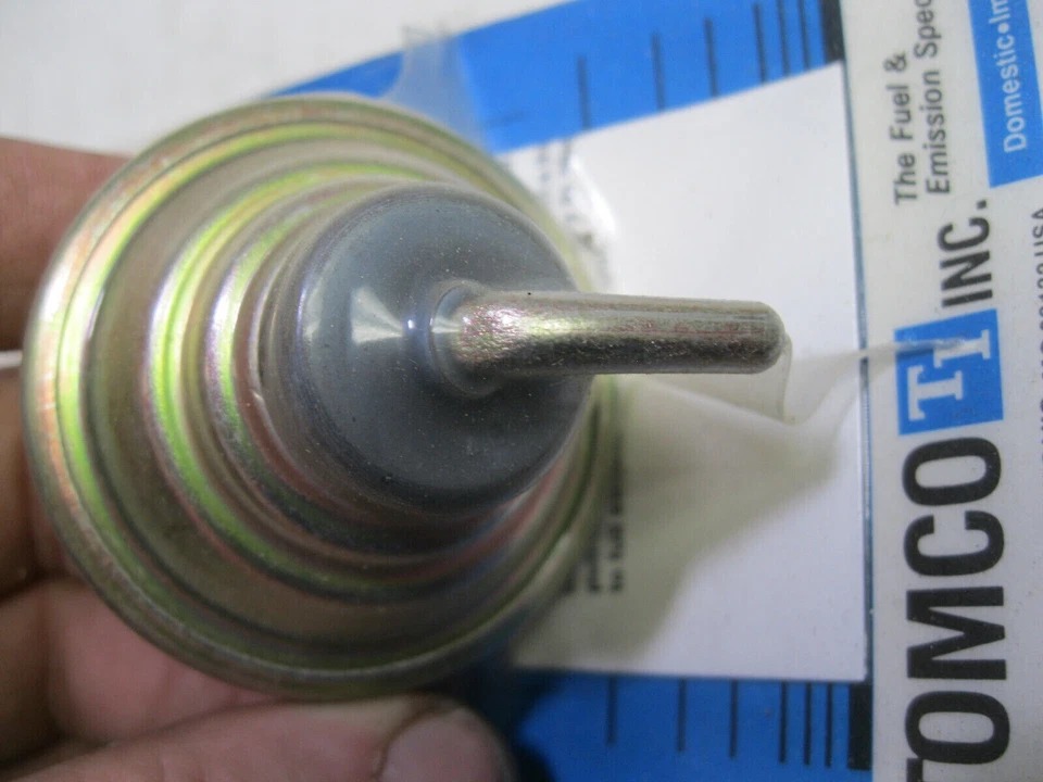 Tomco 7083 Carburetor Choke Pull-Off fits Rochester 2GV 2BBL 75-76 Buick 4.3L V8 Foto 3 de 4