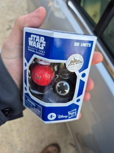 🔥 Neu im Karton Star Wars Galaxy's Edge Trading Outpost Lila Weiß Astromech Droid 🔥 - Bild 7 von 7