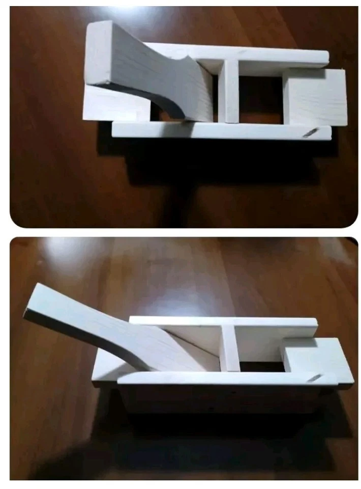 SUPER OFFERTA- SCHIACCIA OLIVE ARTIGIANALE IN LEGNO,FACILE,UTILE, VELOCE . - Immagine 4 di 4