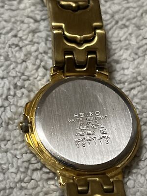 マブページ SEIKO V700 Vintage Men's Watch Seiko V700 8A10 Quartz Gold Tone Black