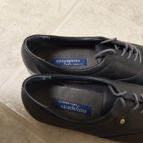 EASY SPIRIT Anti Gravity Women’s Size 10B leather upper Navy lace up flat - Picture 11 of 15