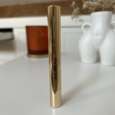 HOURGLASS Phantom Volumizing Glossy Balm 1,7g Invite 80