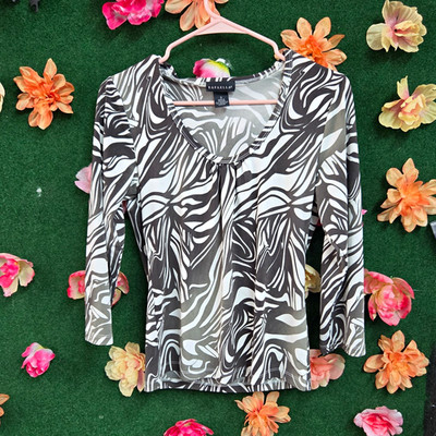 Rafaella Women's Animal Print Top Gray/White Scoop Neck 3/4 Sleeve Stretch S