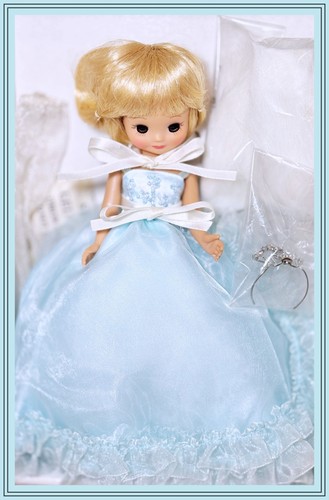 Tonner kleine Betsy McCall 8 Zoll Queen Betsy Puppe Prinzessin Diadem Schlafaugen BC1406