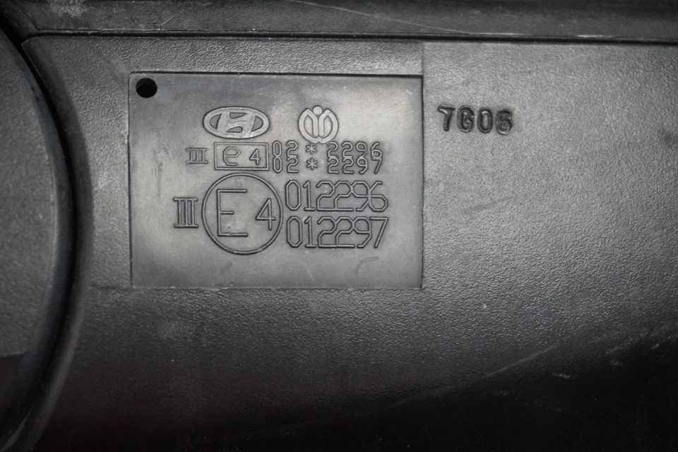 Espejo de puerta derecho Hyundai Accent 2007 2008 2009 lado del pasajero OEM E4012296 Foto 4 de 4