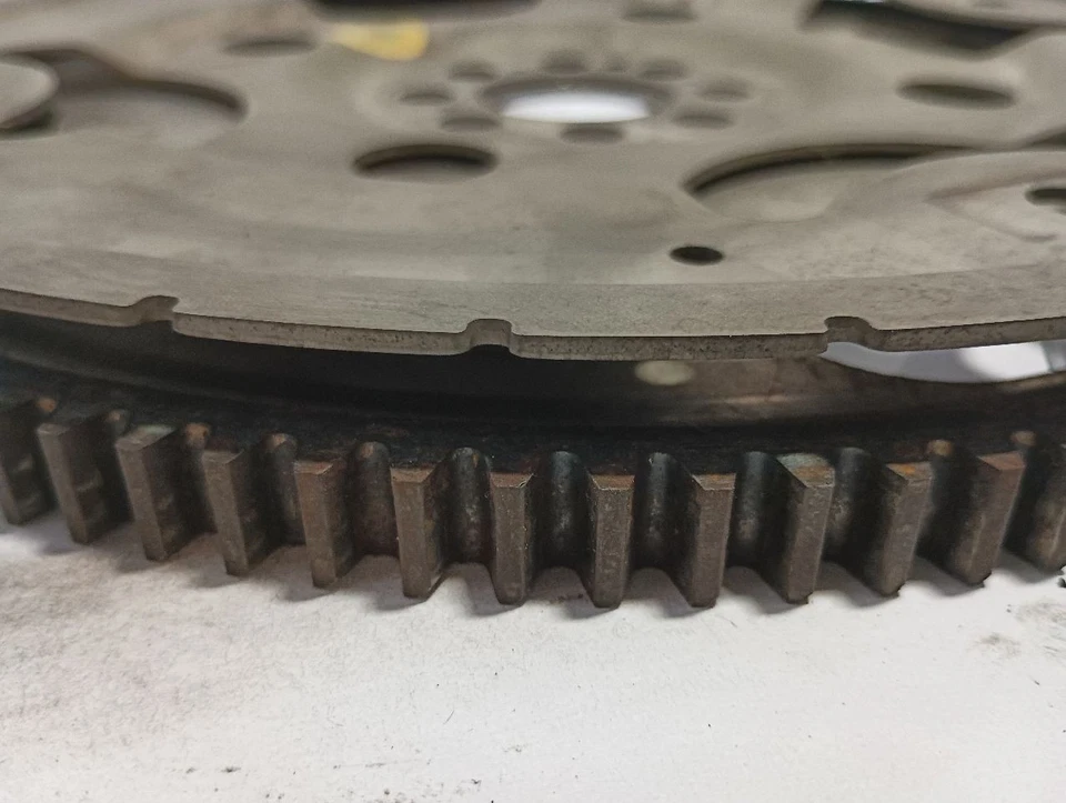 Placa Flex de Nissan Titan 2007 5,6 L AT 12122312 Foto 2 de 4