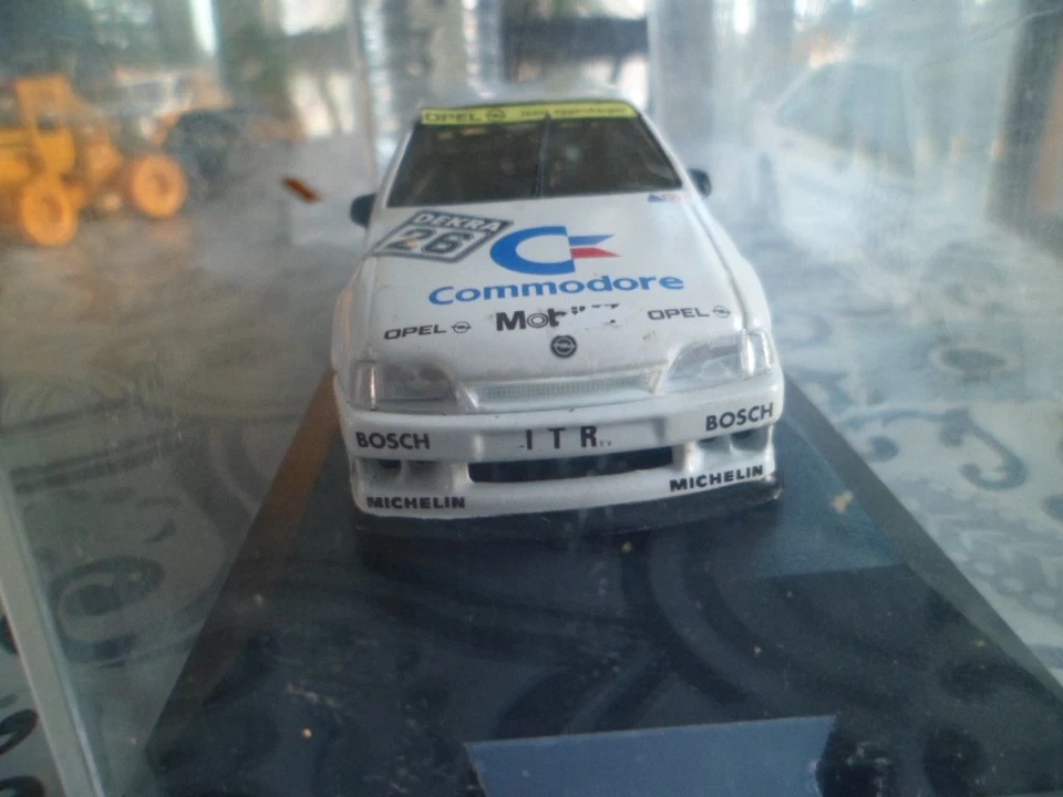Opel Omega DTM (1991) - 1/43 - Photo 2/4