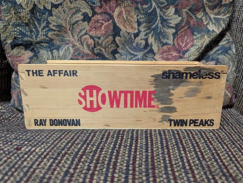 Showtime Giveaway Homeland Billions Boxing 3-in-One 3D Wooden Puzzle Games Promo - Picture 3 of 7