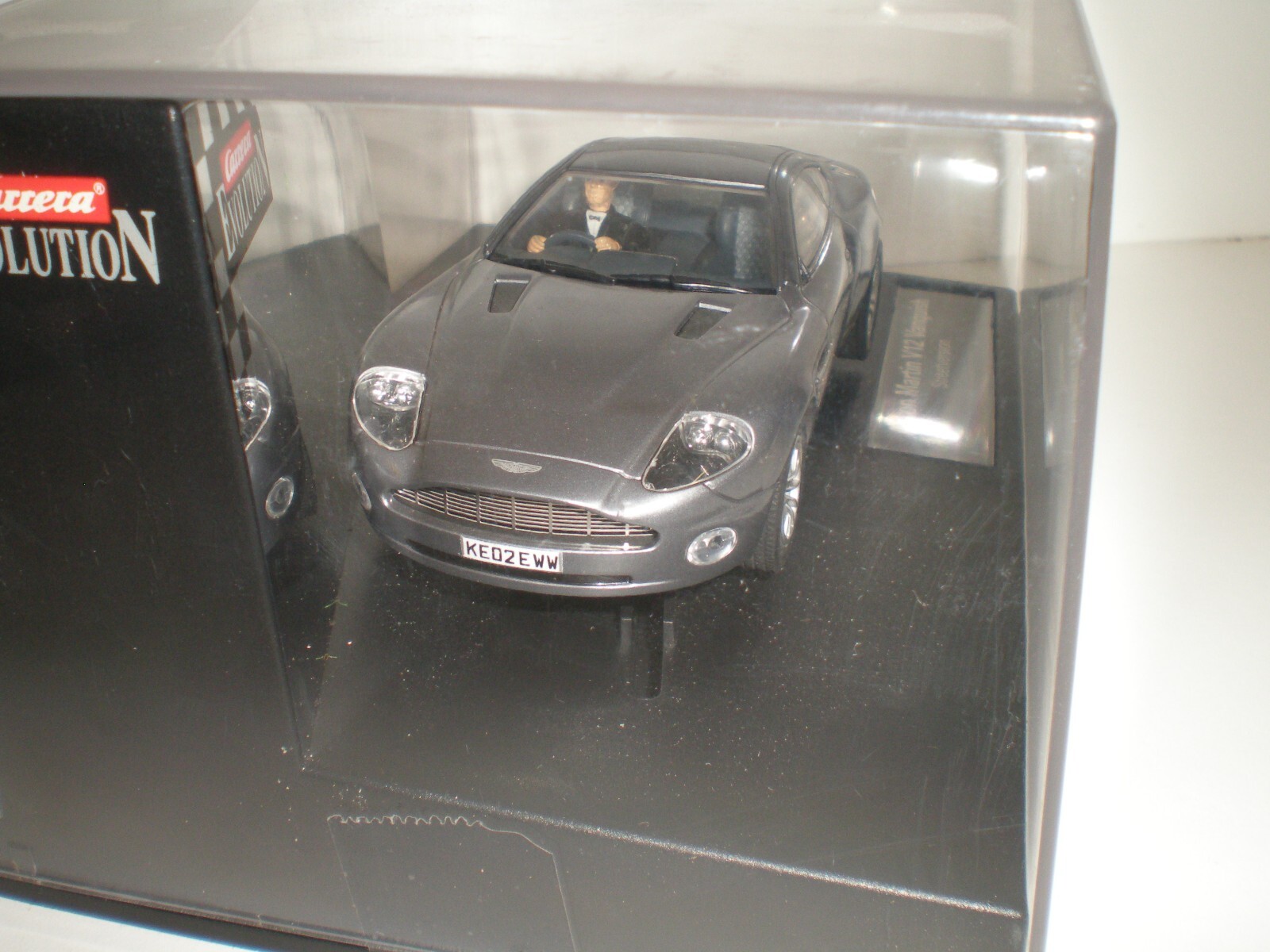 Picture 2 of 4