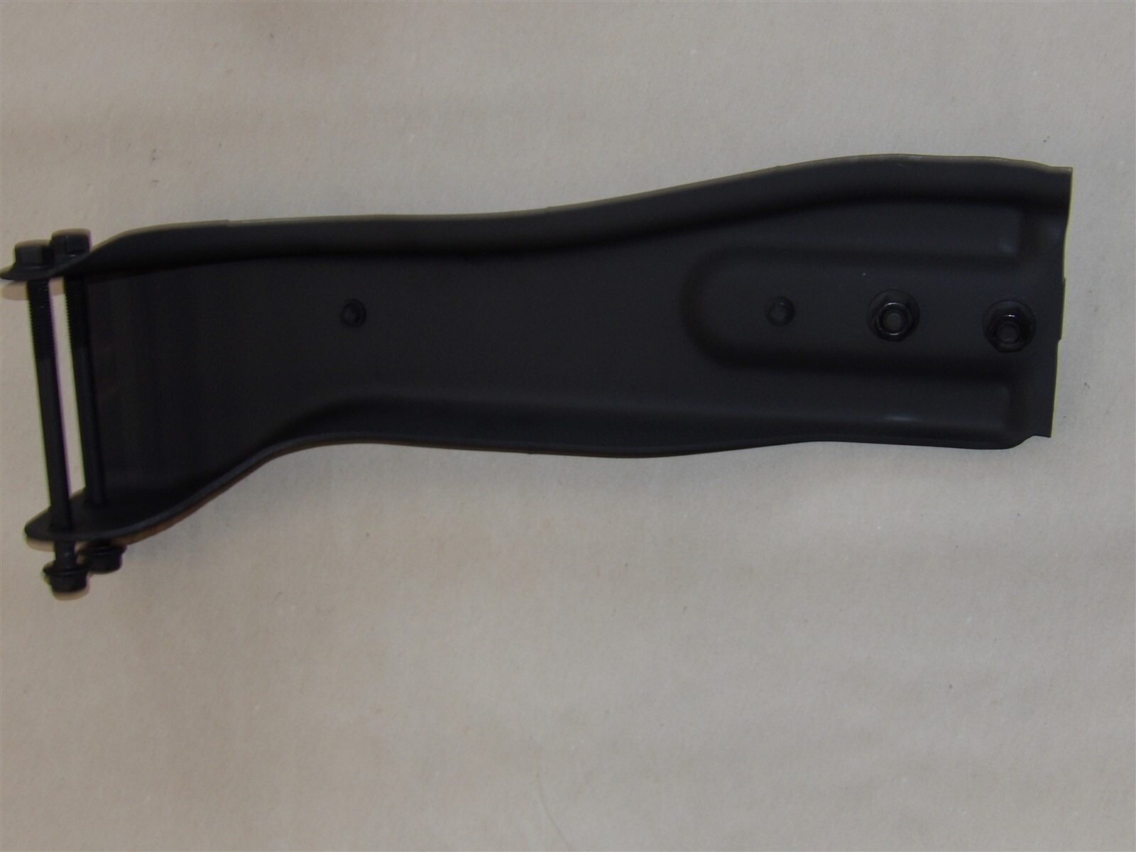 Front Frame Carrier Mounting Bracket 19992006 Chevy Silverado 1500 eBay