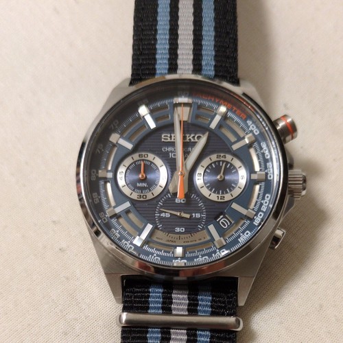 Seiko 8T63-00T0 SSB409P1 Chronographe Date Quartz Montre Hommes Authentic Marche - Photo 4 sur 4