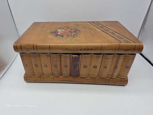 Antique Wooden Book Set Hidden Safe Stash Box Storage Hidden Key Hole - w/Key 