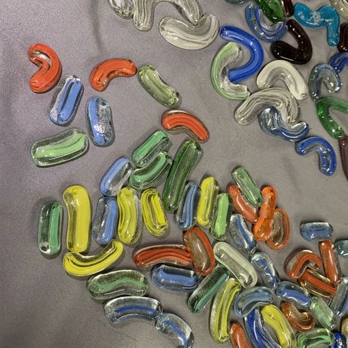 Glass Art Craft Pieces 45+ Boomerang Curved 55+ Small Multicolor 25+ Solid - Picture 8 of 17