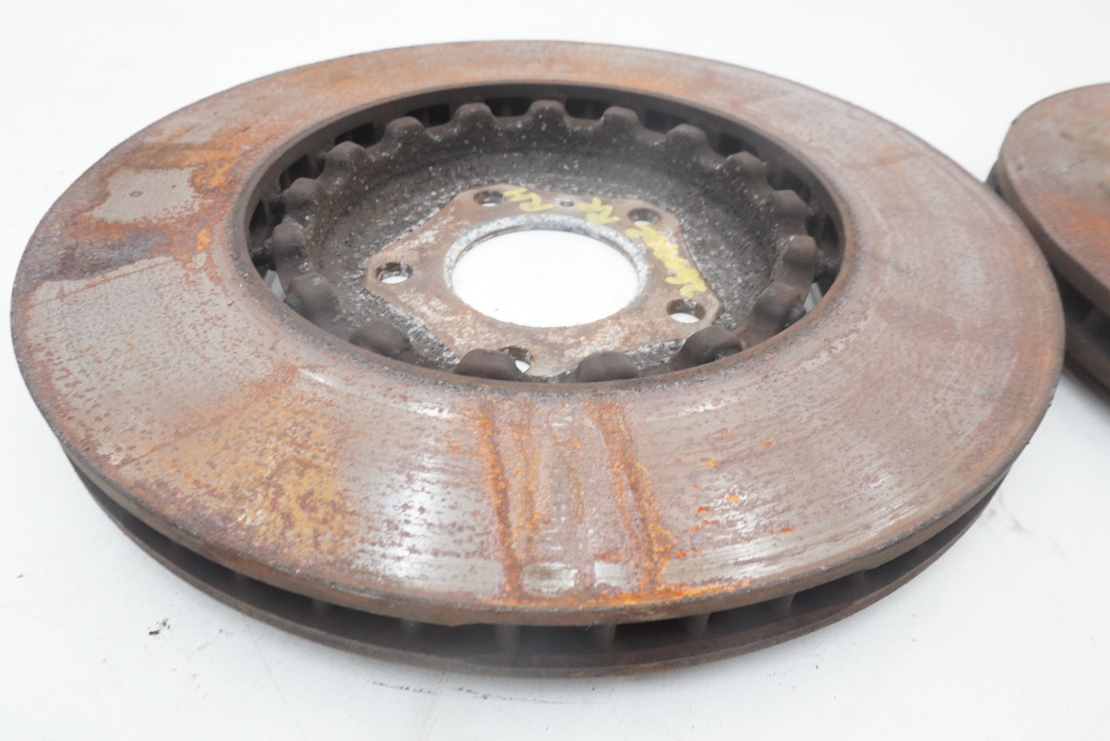 Bentley Bentayga 2016-2020 Rear Right Brake discs Set P/N 4M0615601K