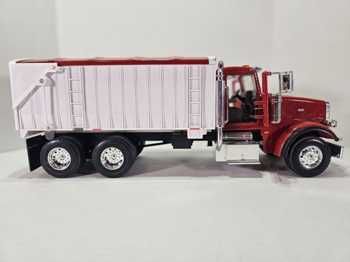 Ertl Big Farm Peterbilt 367 Truck With Grain Box Lights & Sounds Work 21" 1/16th - Picture 15 of 21
