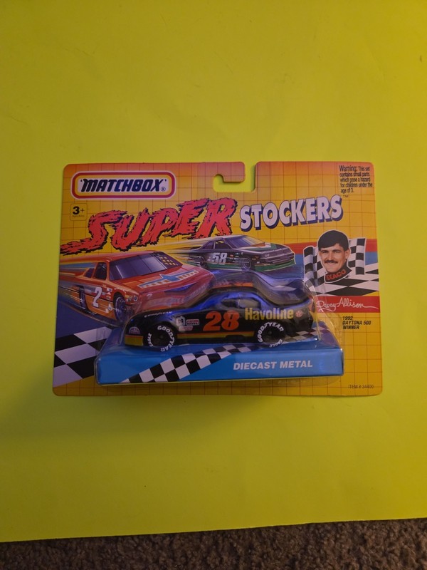 1992 Matchbox #28 Davey Allison 1:43 '92 Daytona 500 winner Super Stockers