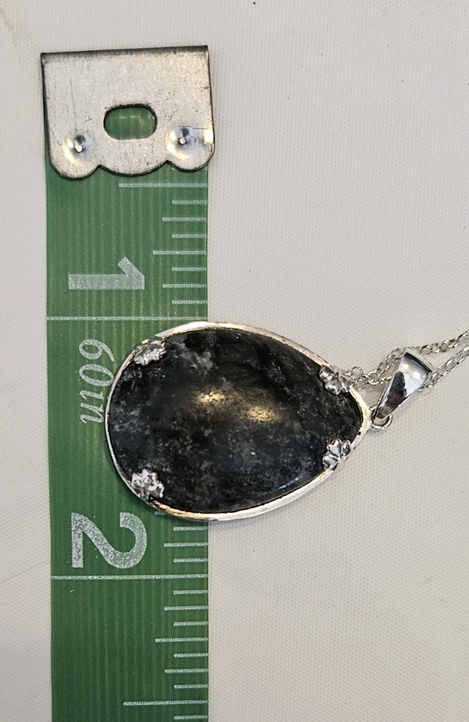 J.C. Walsh & Sons Ltd. Ireland Connemara Marble Teardrop Pendant Necklace 7Grams