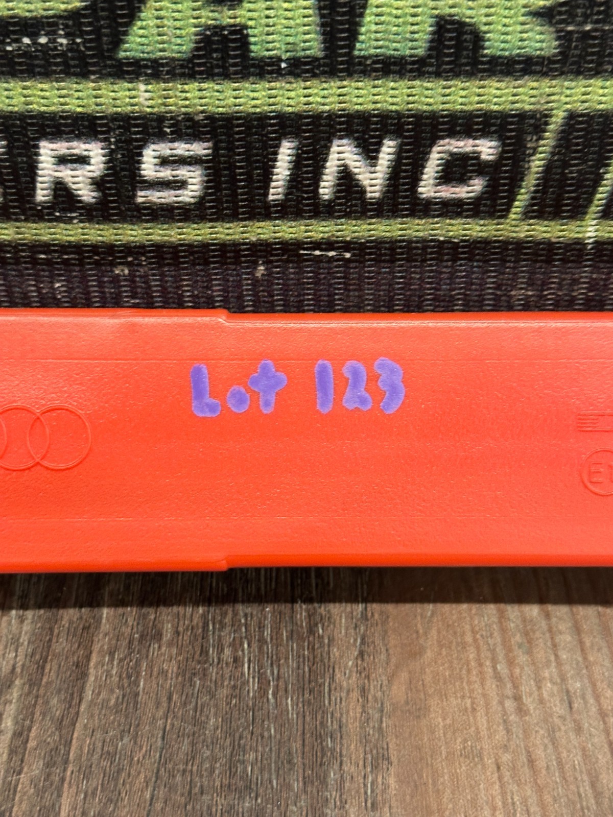 2018-2024 LAMBORGHINI URUS ROAD SIDE EMERGENCY TRIANGLE MARKER OEM 1T0 860 250
