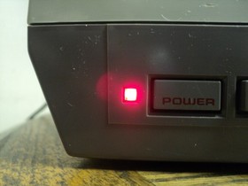 Nintendo NES Console No. NES-001  Parts /Repair   Powers Up   Untested