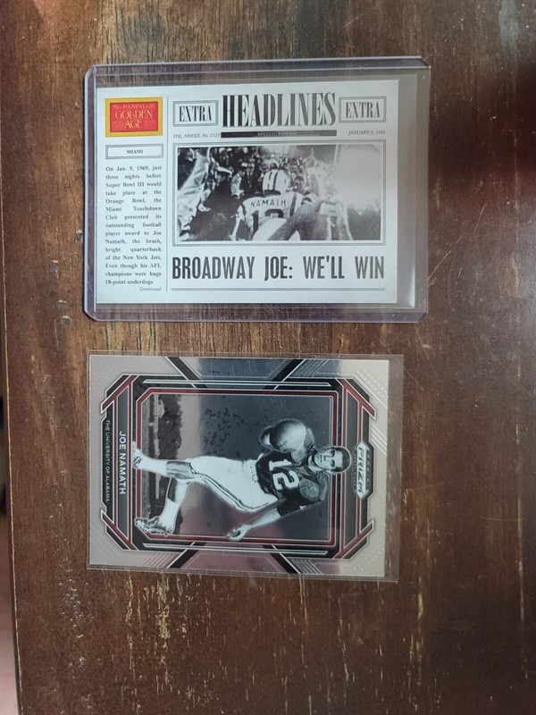 New York Jets Hall Of Fame Quarter Back Joe Namath Card Lot