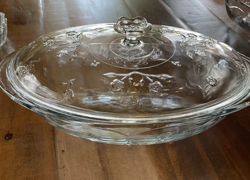 Vintage Anchor Hocking Oval Casserole Baking Dish w/Lid - Savannah