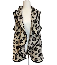 Simply Southern Womens Sleeveless Fleece Leopard Print Open Front Vest S