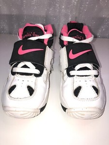 nike diamond turf pink