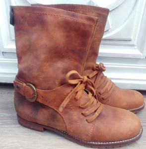 steve madden cognac leather boots