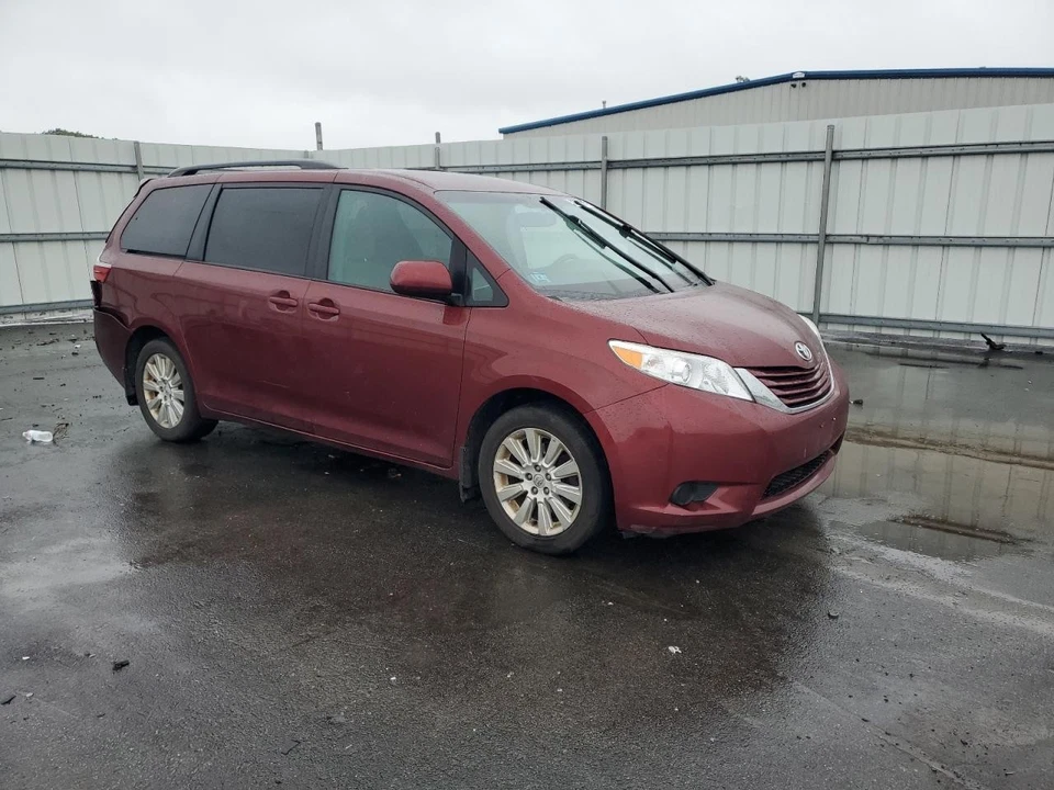 Used Fuel Tank fits: 2015 Toyota Sienna AWD Grade A - Изображение 4 из 4