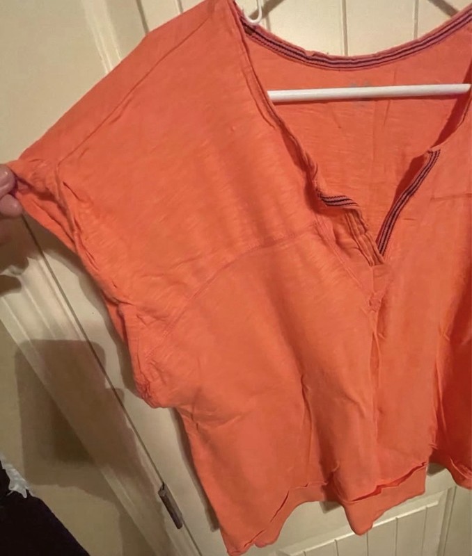GAP Sleeveless Shirt Top Blouse V-Neck Salmon Pink Women's Size Large