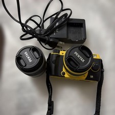 PENTAX Q7 Mirrorless Camera with Zoom Lens Telephoto Lens Used Condition