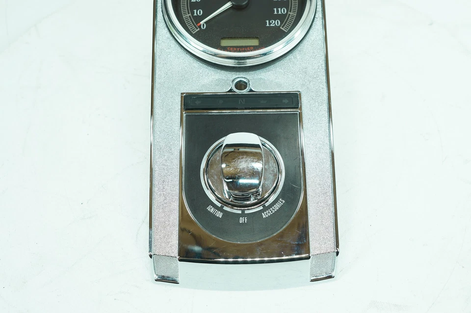 04 Harley Softail FLSTF Fat Boy OEM Fuel Tank Dash Console Speedometer NOKey 13K - Imagem 3 de 4