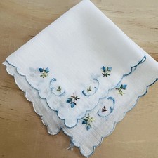 VTG Hankie Embroidered Blue Rose Buds White Cotton Scalloped Blue Edge 10"
