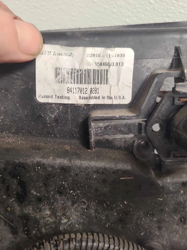 2010-2017 CHEVY EQUINOX GMC TERRAIN ELECTRIC COOLING MOTOR RADIATOR FAN 2.4L OEM - Image 4 of 4