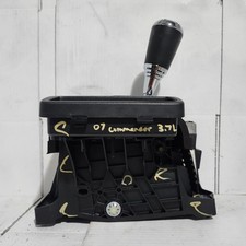   06 07 Jeep Commander Automatic Transmission...