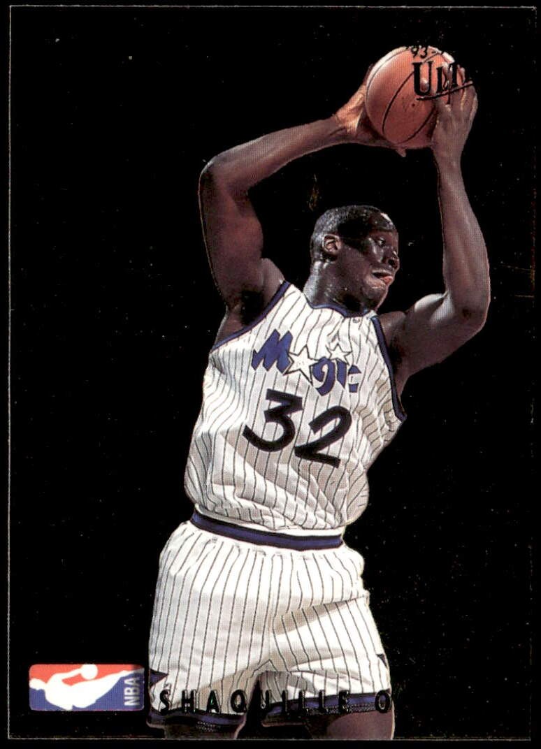 1993-94 Ultra #4 Shaquille O'Neal NBA Award Winners E1