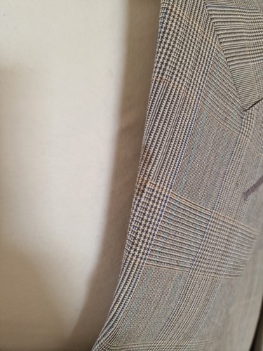 Yves Saint Laurent Men's Checked Jacket (46) - Picture 6 of 6