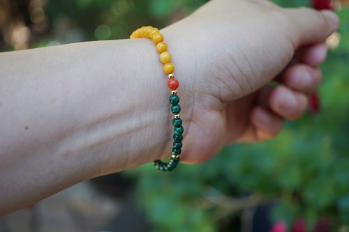 Genuine Malachite and Amber Coral Beaded Bracelet 4MM Tiny Charm Bracelet - Picture 8 of 9