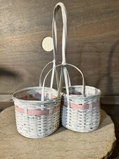 VINTAGE BASKET WOVEN HANDLE STORAGE EASTER WHITE PINK PAINTED  12" X 9"