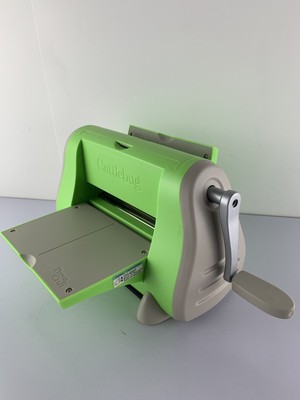cuttlebug embossing