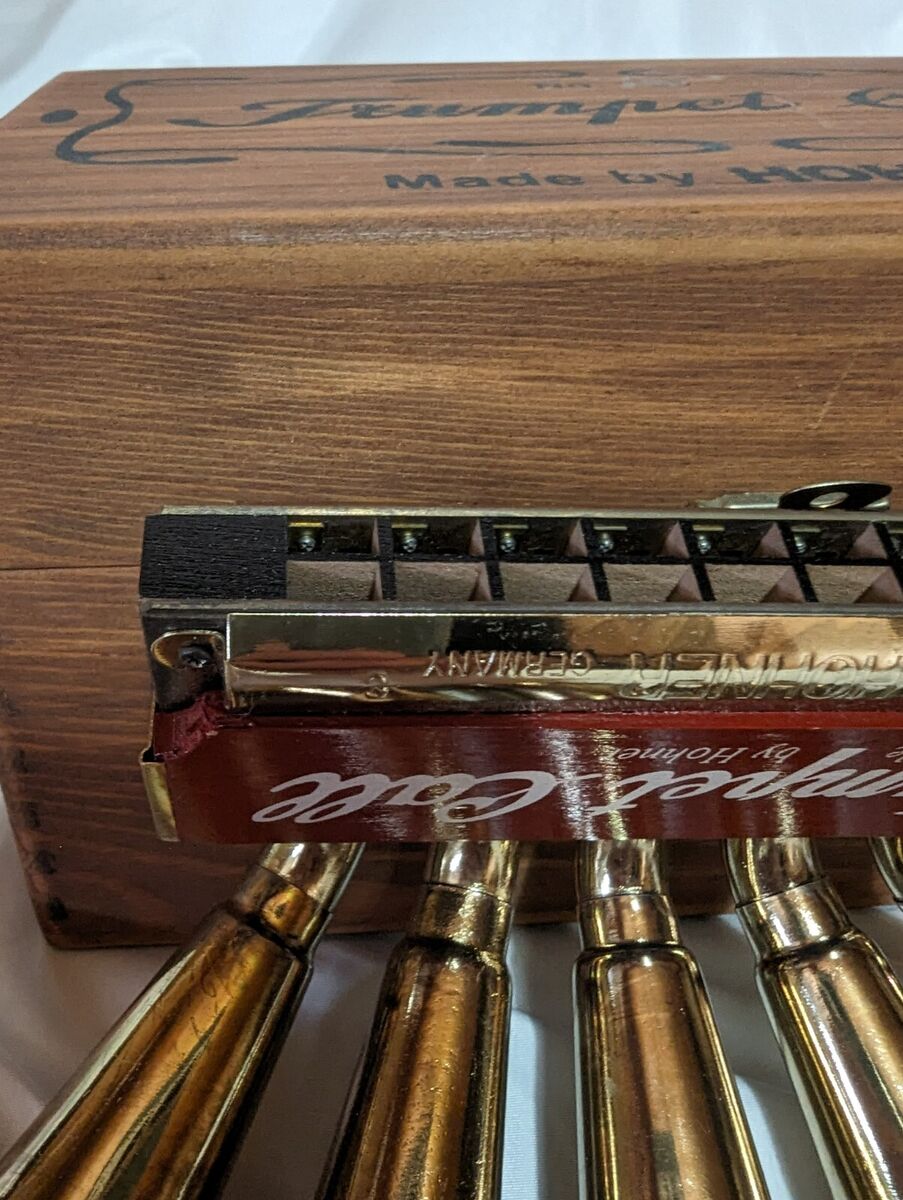 Hohner TRUMPET CALL Harmonica No. 220 w/ Original Box 2000