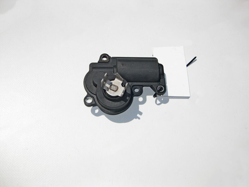 Mercedes-Benz W213 Exhaust Flap Actuator Motor A2139068601 for