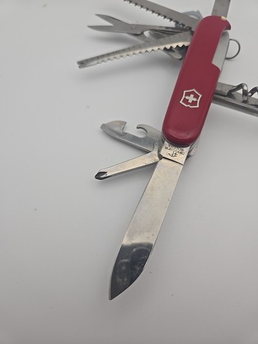 NAVAJA SUIZA VICTORINOX OUTDOORSMAN-MARLBORO-RETIRADA- 91 MM - Imagen 6 de 10