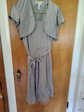 JESSICA HOWARD Gray 2 Piece Beaded Dress Set Jacket Size 10 Wedding Guest