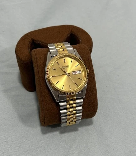 Vintage Seiko 7N43-8111 Day Date Watch Two Tone Jubilee Band Gold Dial 36mm