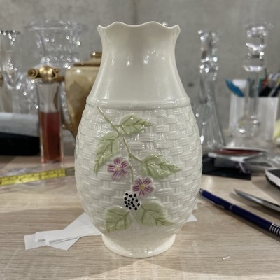 Belleek  Summer Briar  Pattern 7 3/4  Vase